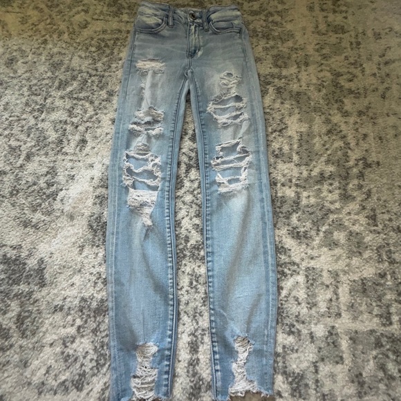 American Eagle Outfitters Denim - American Eagle Outfitters Super Stretch X Ripped Jegging Light Wash Size: 00